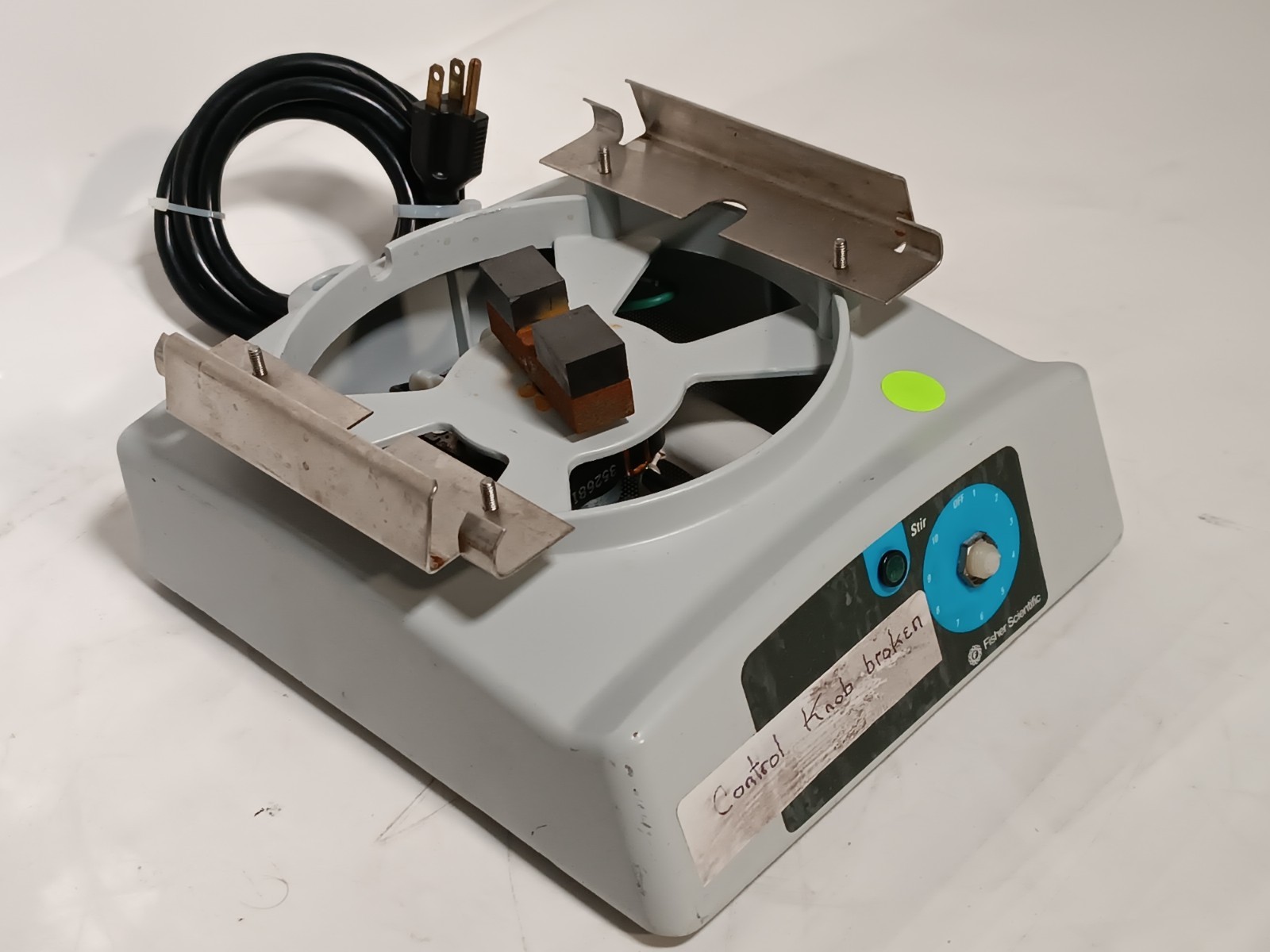 Fisher Scientific Model 70300305 Laboratory Stirrer, Powers On, Missing Parts