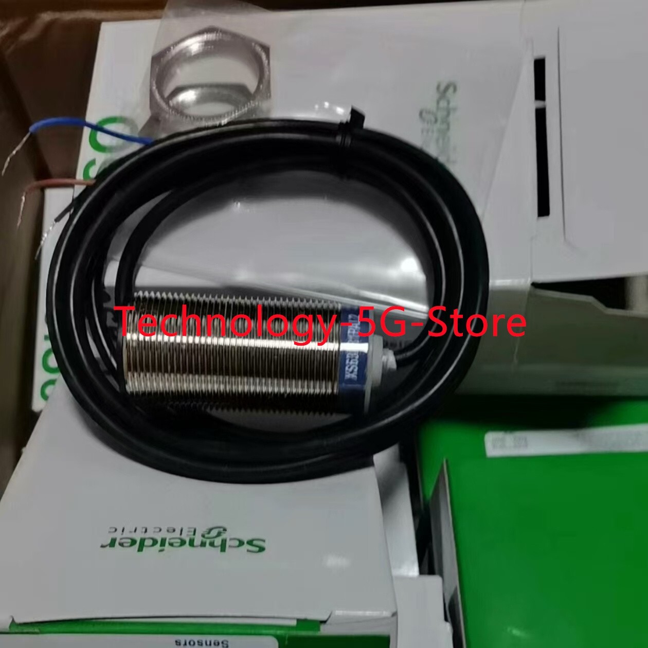 New Telemecanique XS630B1PAL2 Proximity Sensor