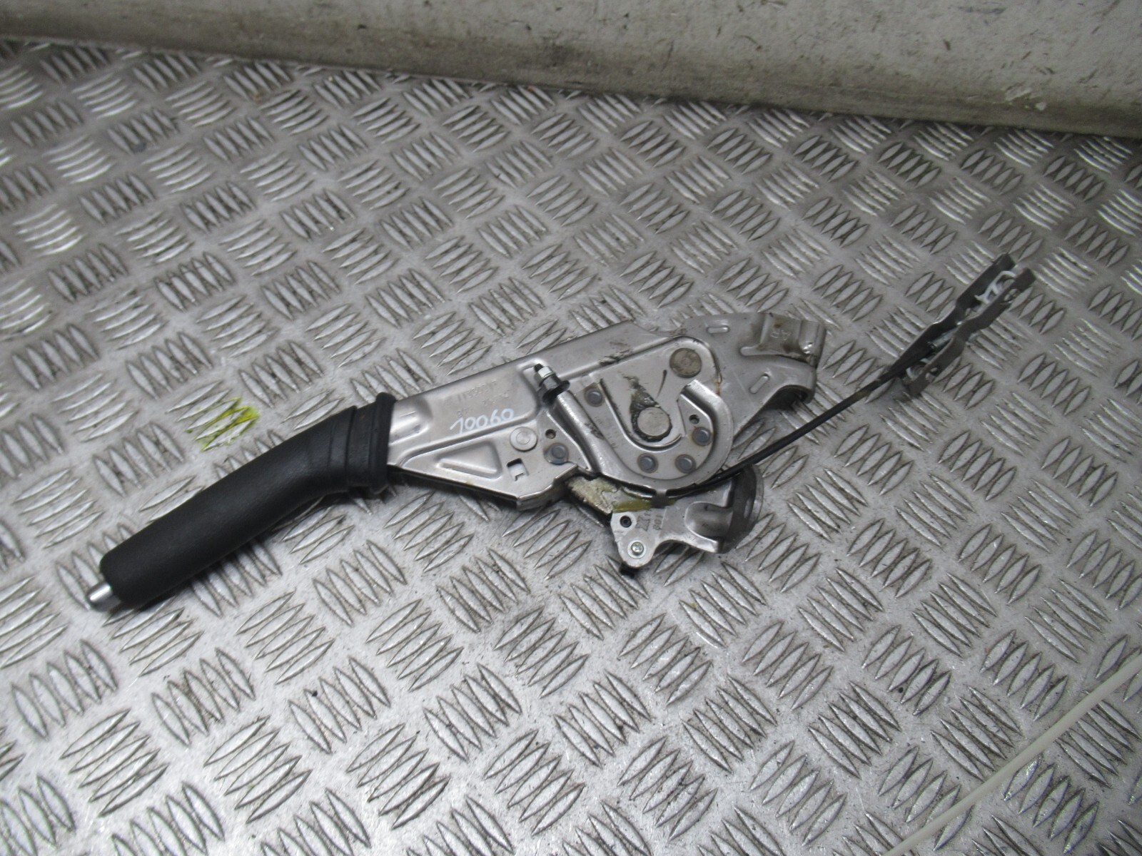 2014 TOYOTA AURIS D-4D ICON+ 1.4 DIESEL MK2 5DRS HANDBRAKE LEVER REF10060
