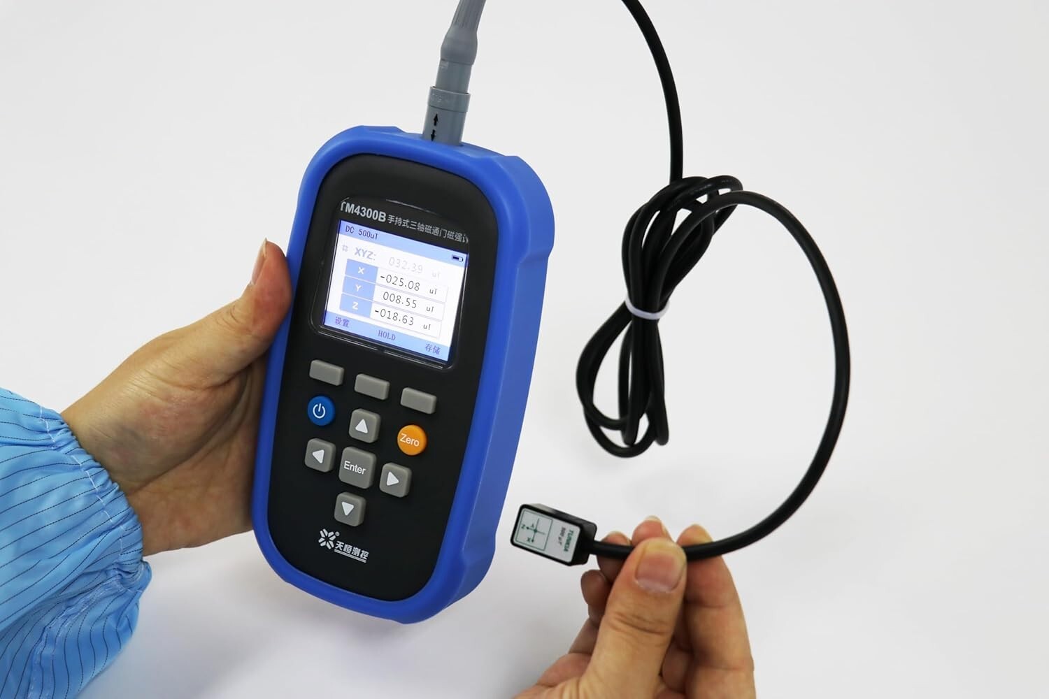 Digital Triaxial Fluxgate Magnetometer with Class 2 Range 0-500μT USB Interface