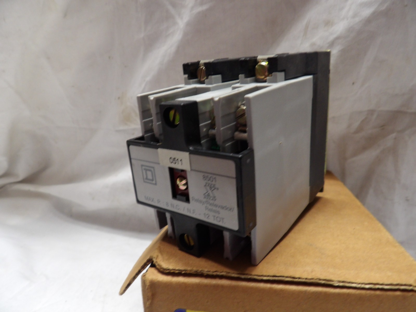 Square-D AC Control Relay Class 8501XO20V02