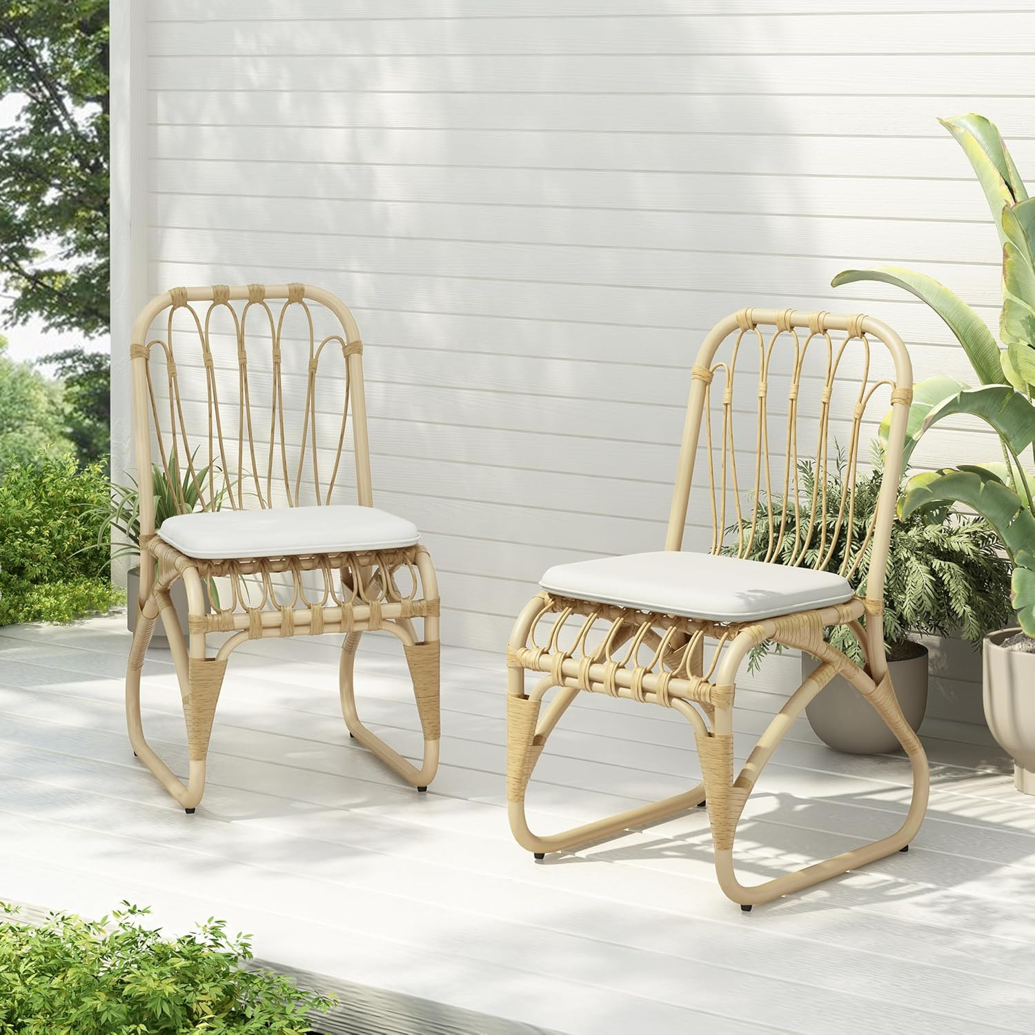 Set of 2 Outdoor Woven Rattan Dining Chairs with Cushions and Iron Frame