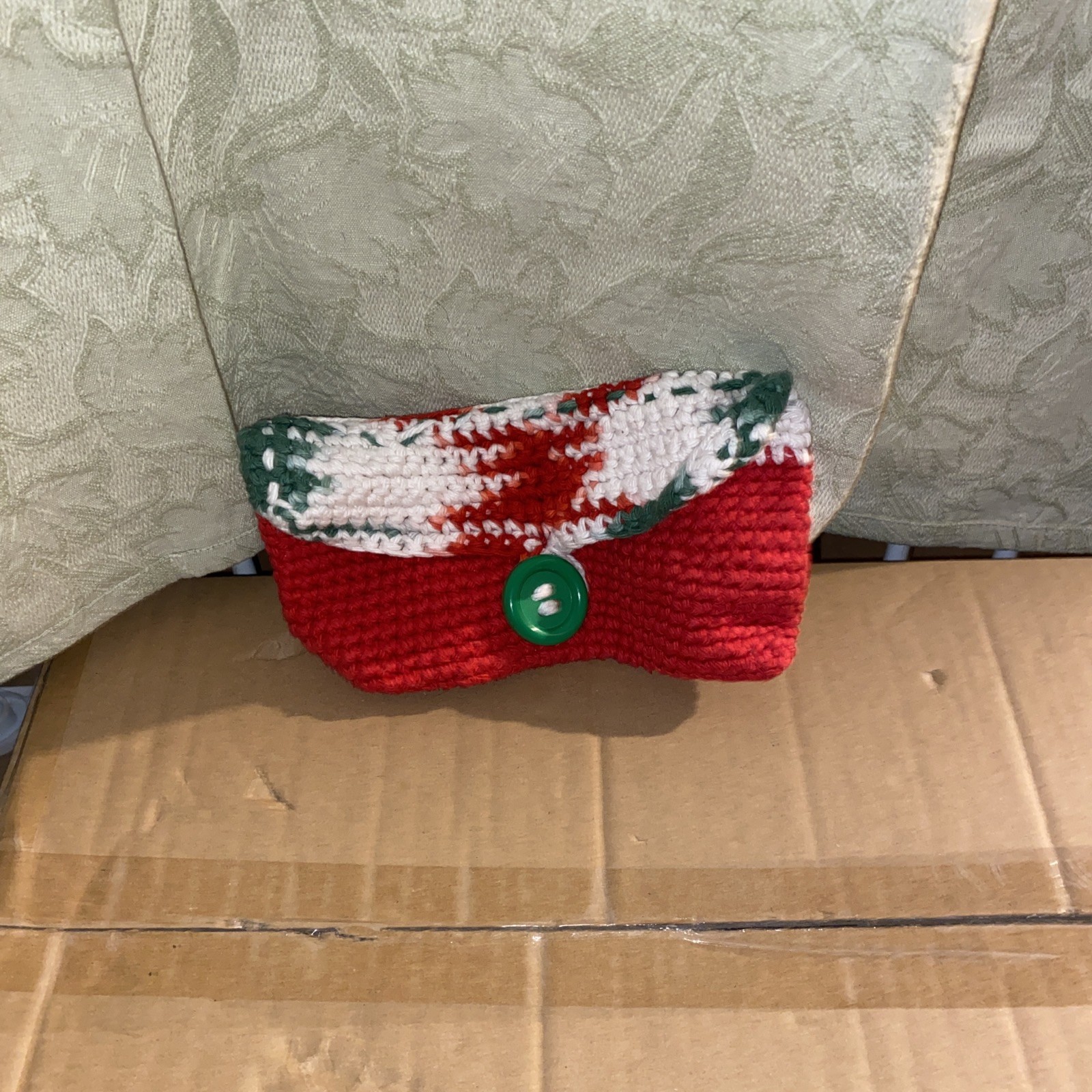 Crocheted Little Pouch