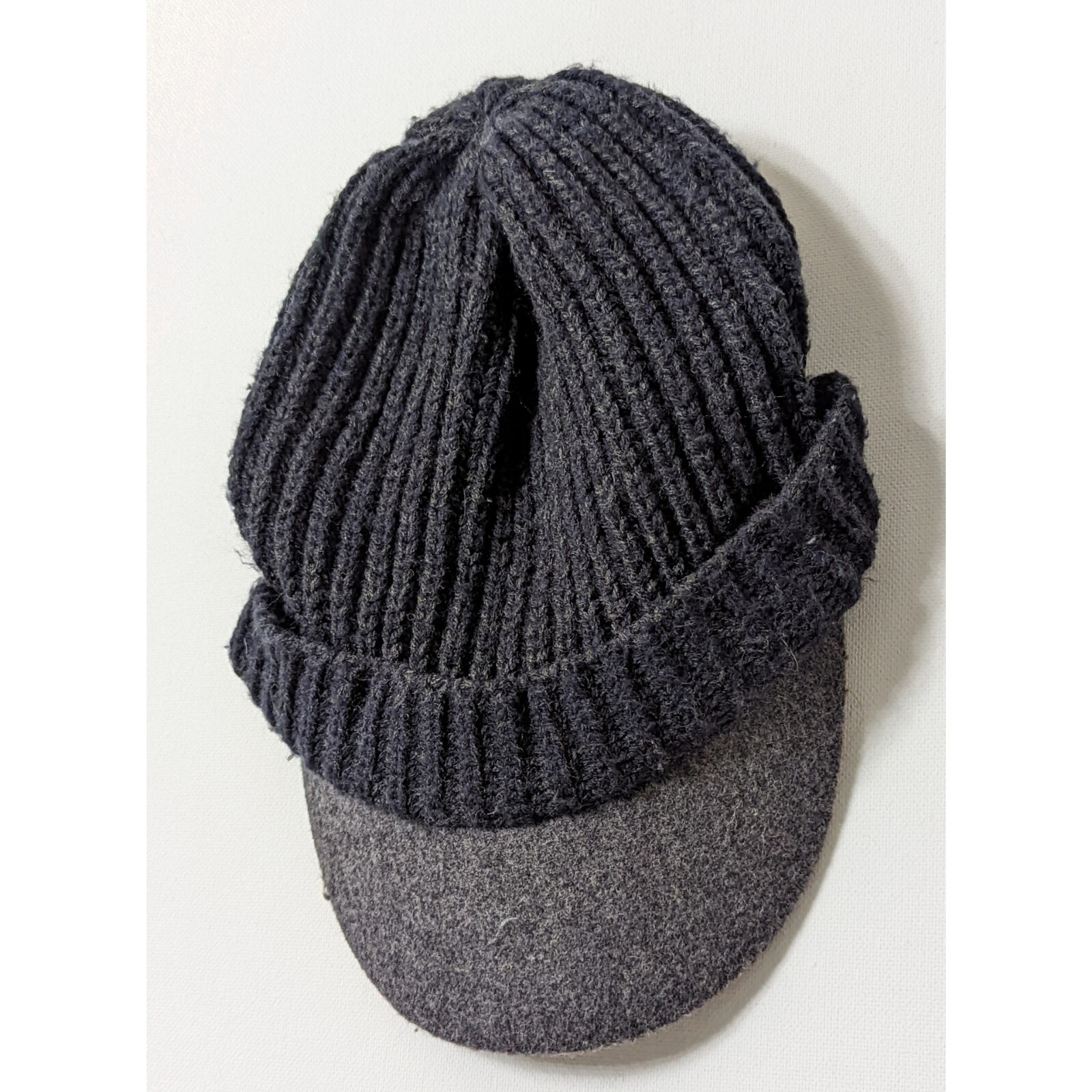 Cotton On Navy Gray knitted beanie hat with brim