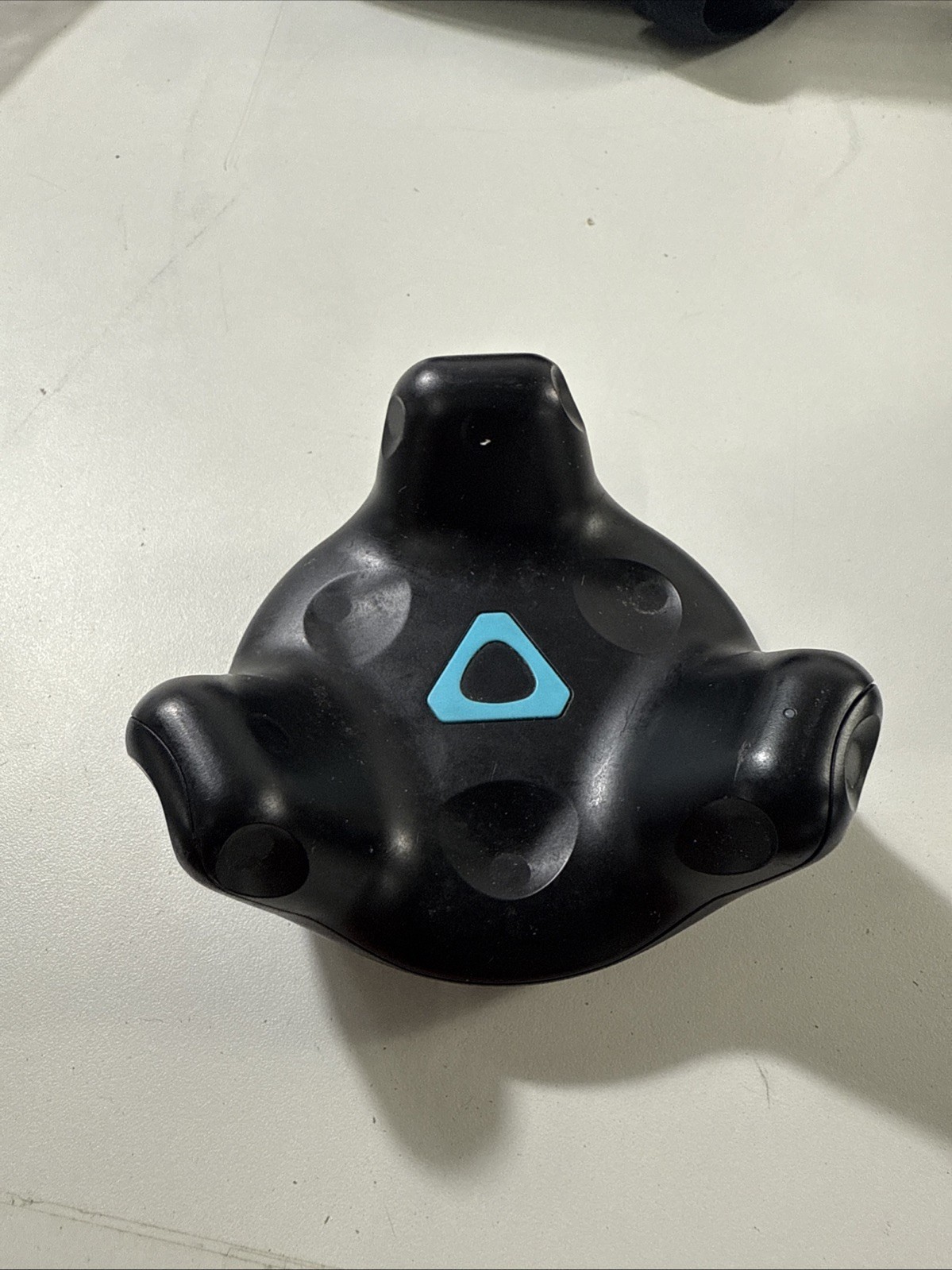 HTC VIVE Tracker 2.0 - For Full Body Tracking, Virtual Production, Model 2PYV200