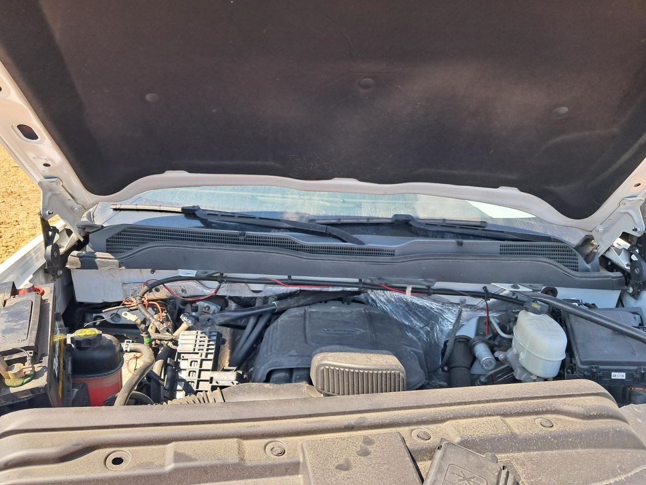 SILVRDO25 2016 Glove Box 4790542