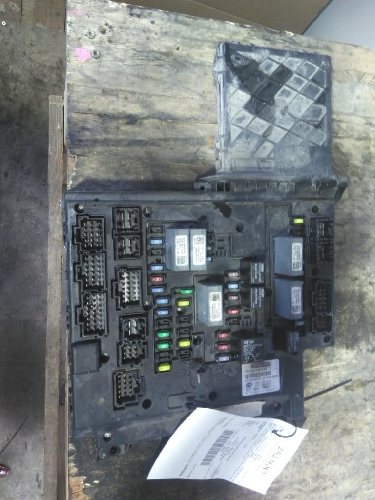Replaces A06-75980-002 2014 FREIGHTLINER CASCADIA 125 CAB CONTROL UNIT MODULE ,