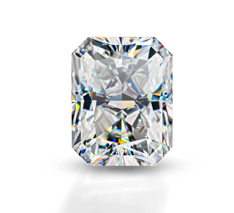 Lab Grown Diamond 5 Ct Emerald Cut Natural D Color VVS1 Clarity GGA Certified..