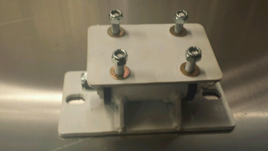 XJ transmission mount CENTERED fits Jeep Cherokee