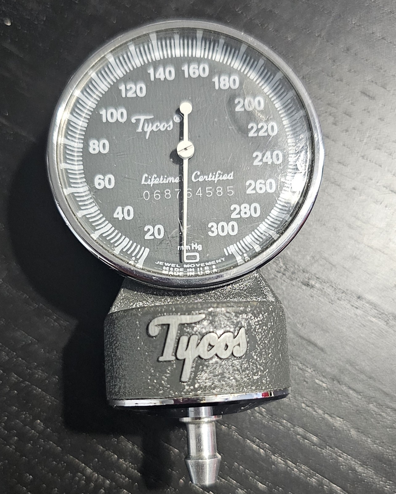 Welch Allyn Tycos Classic Hand Aneroid Sphygmomanometer Blood Pressure Gauge