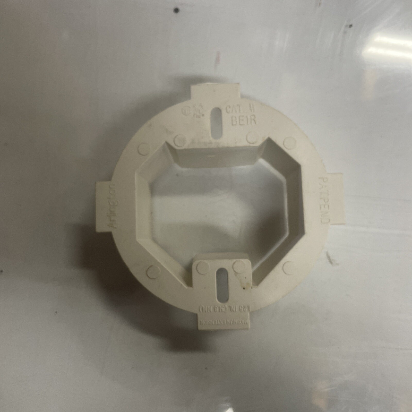 ARLINGTON INDUSTRIES BE1R / BE1R (1 Unit)