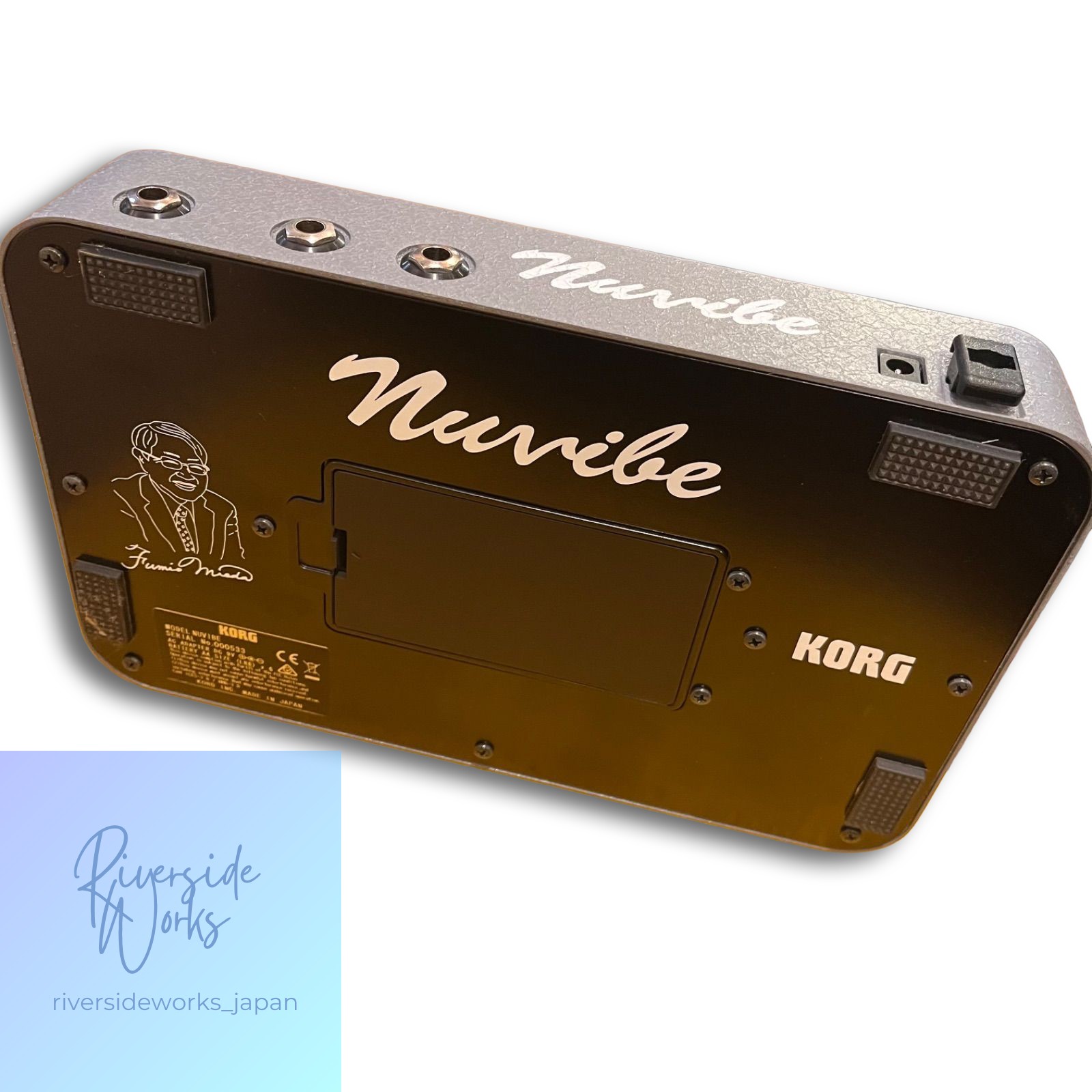 KORG Nuvibe Chorus Vibrato Effects Pedal Mint