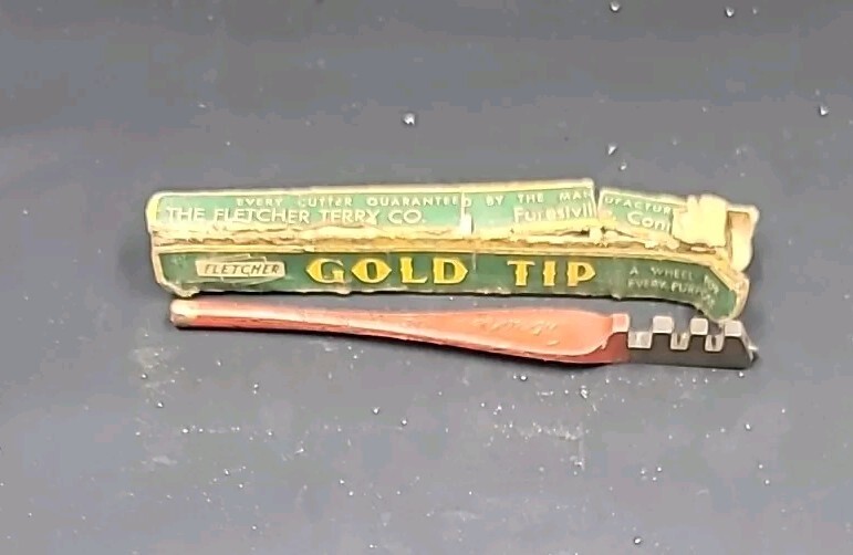 Vintage Fletcher-Terry Company Gold Tip No. 02 Glass Cutter Vintage with Box