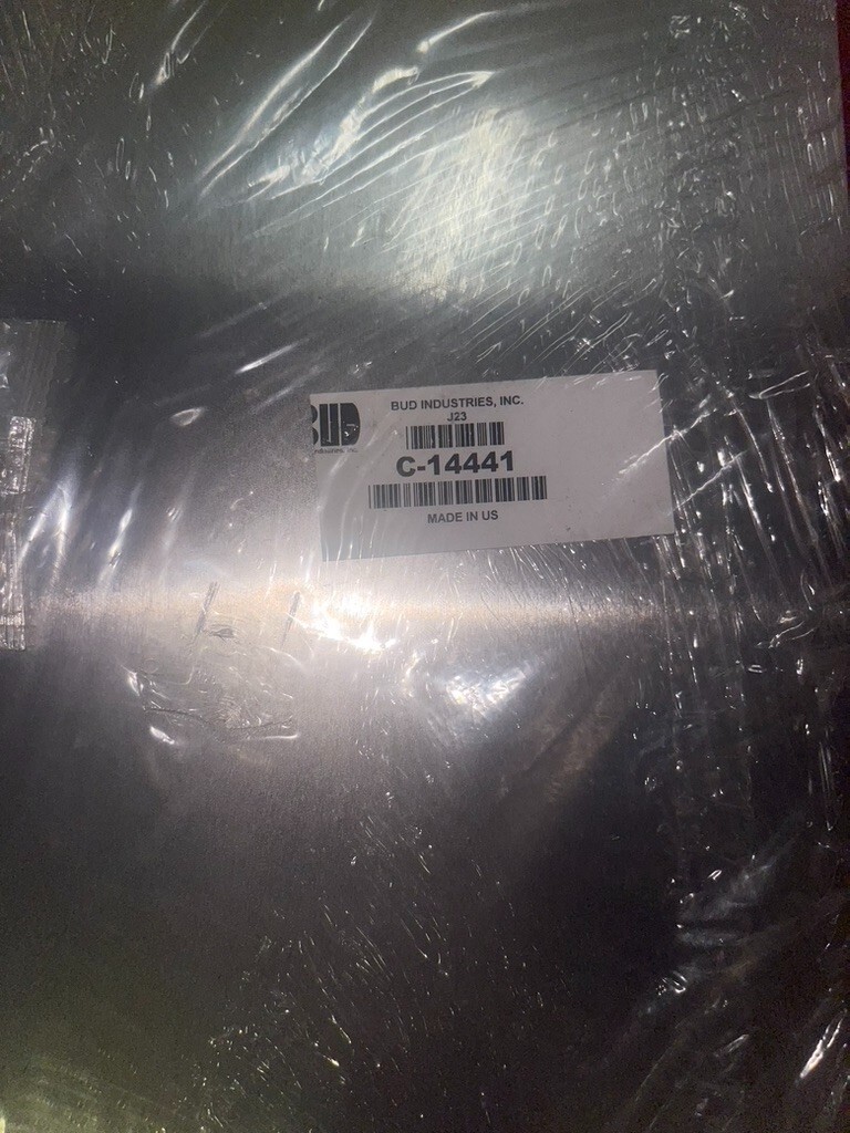 Bud Industries 17" x 8" Aluminum Small Rack Mount Solid Chassis Cover C-14441