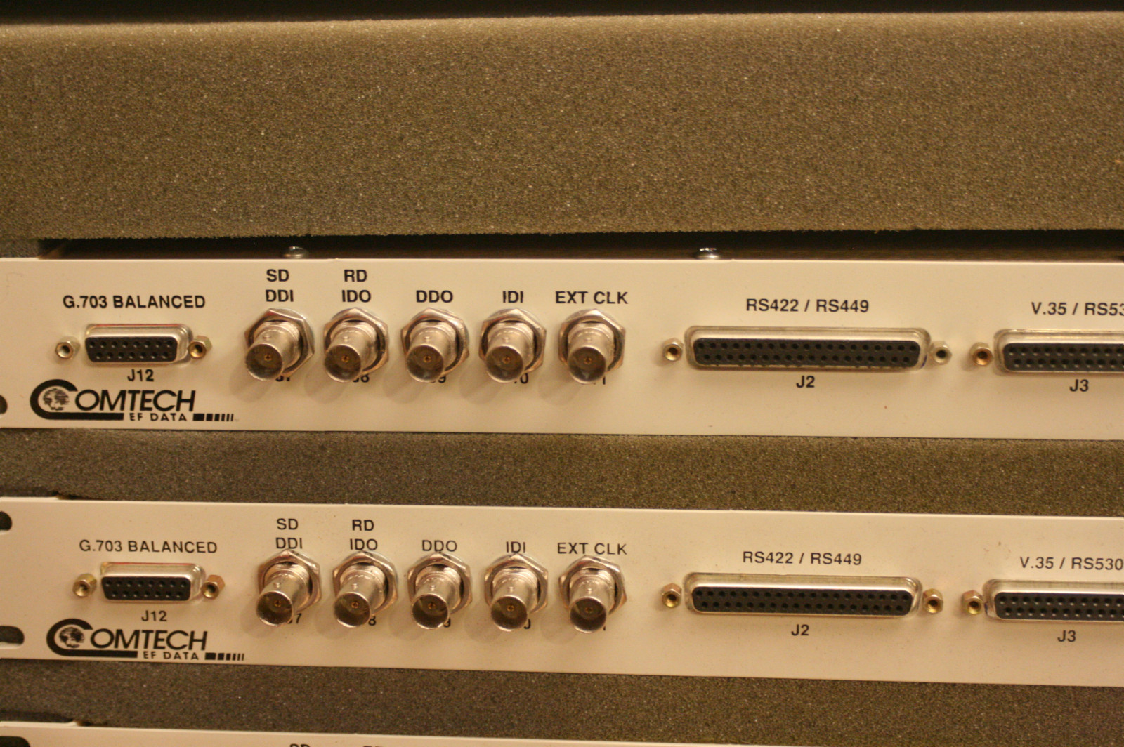 COMTECH EF DATA SATELLITE UB-530 UNIVERSAL BREAKOUT PANEL