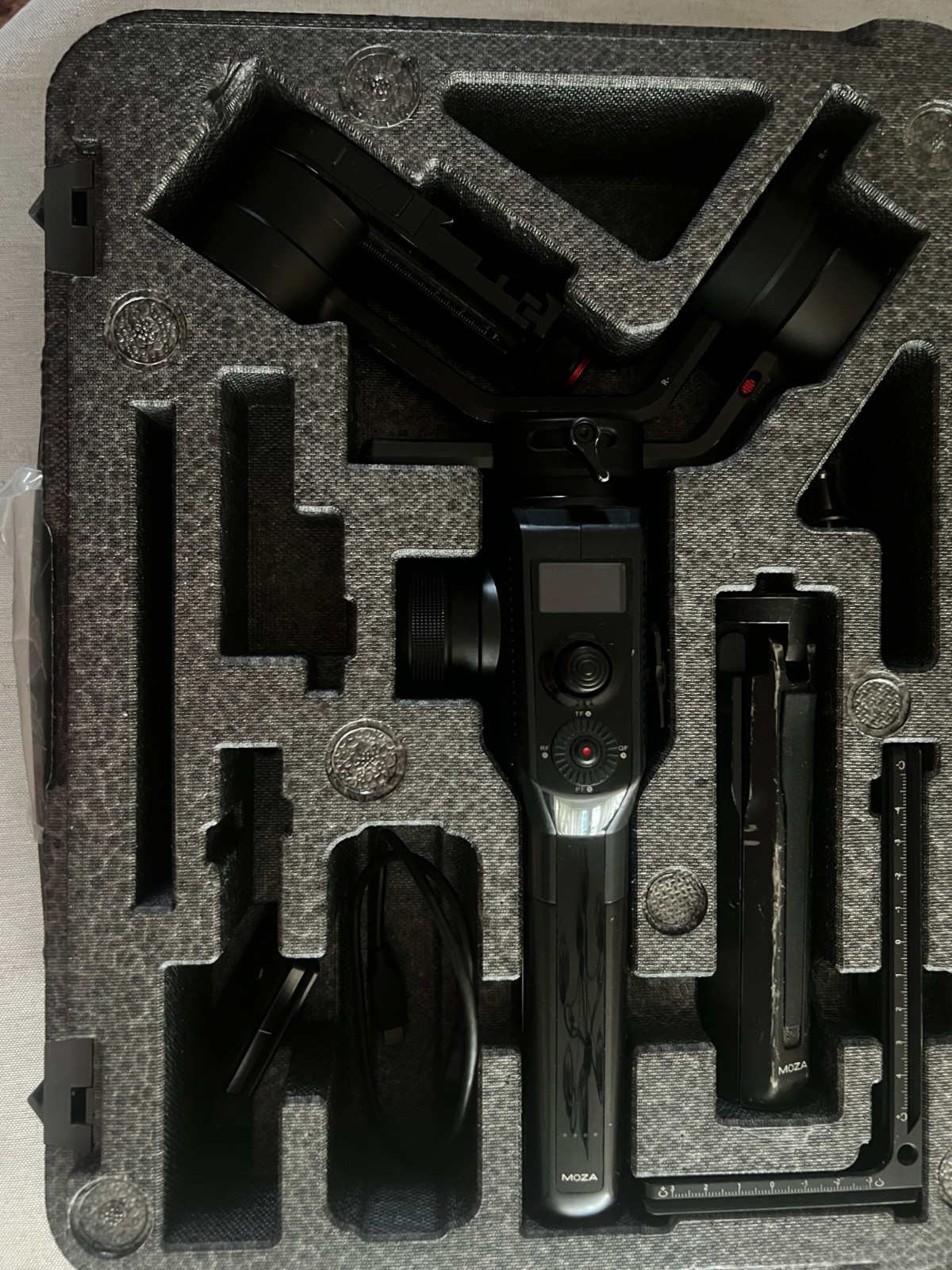 MOZA Aircross 2 3-Axis Gimbal Stabilizer for Mirrorless Camera