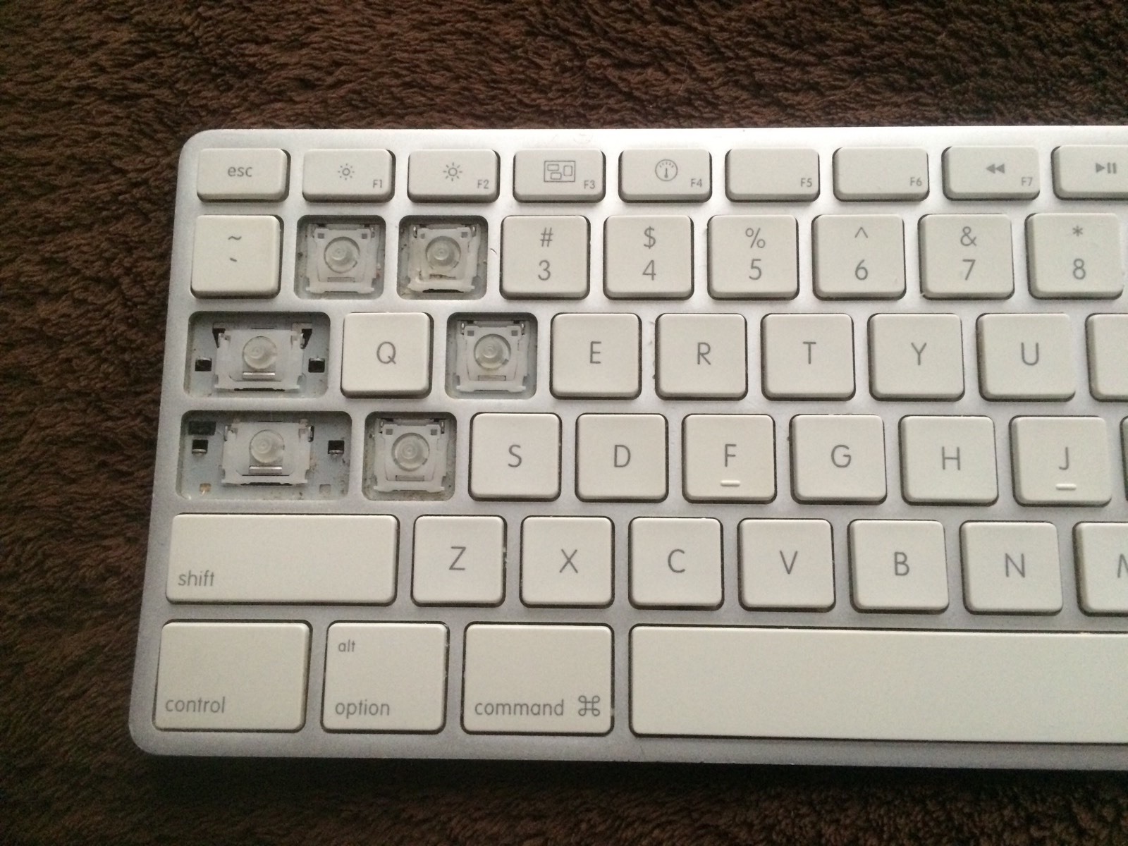 Apple Wired Keyboard A1243 Replacement Single Key with Hinge OEM (Type H or F)