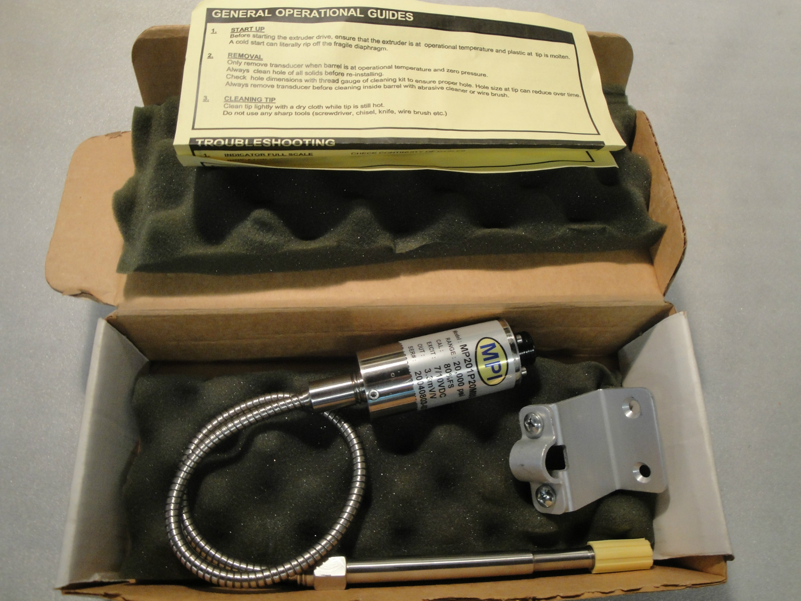 NEW MPI MODEL MP201P20M8S PLASTIC MELT PRESSURE TRANDUCER/TRANSMITTER 20.000 PSI