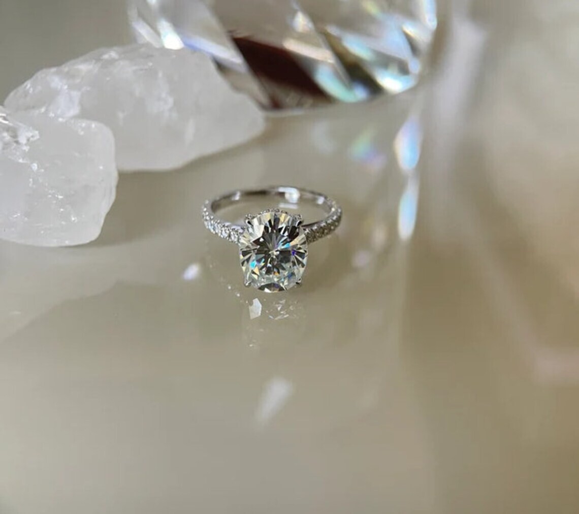Lab-Created 4.10 Ct Oval Cut White Diamond Wedding Ring 925 Sterling Silver