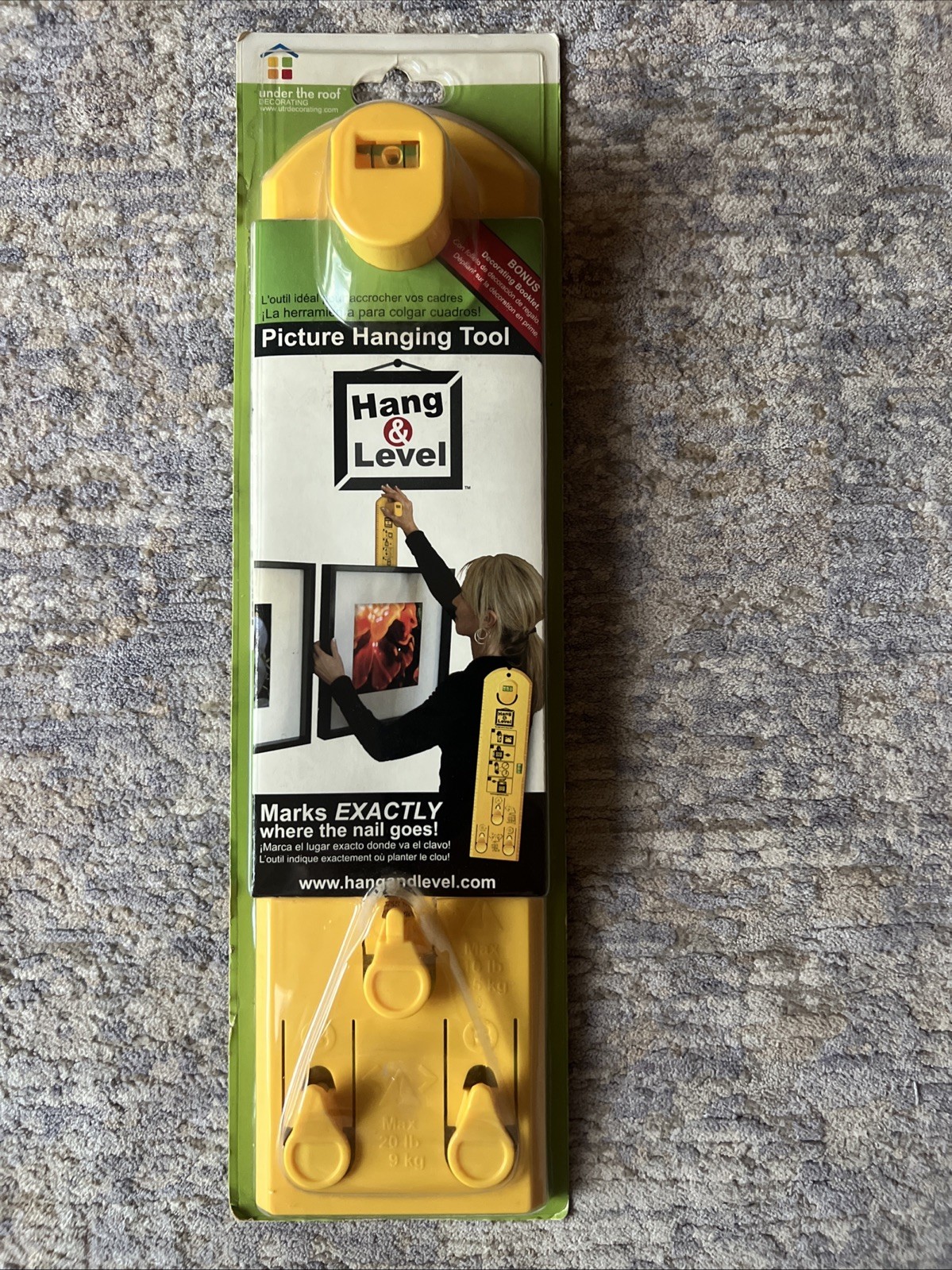 Under The Roof Decorating Hang and Level Picture Hanging Tool NEW
