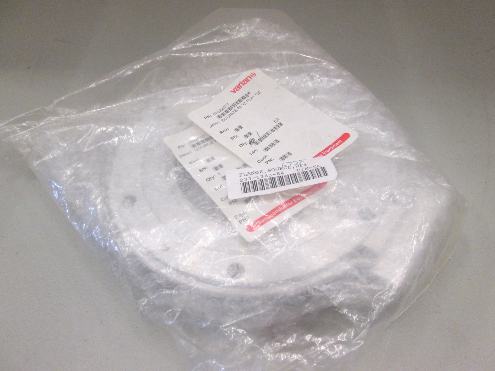 Varian, 233-1363-84, Flange, Source, DF4, 9", New