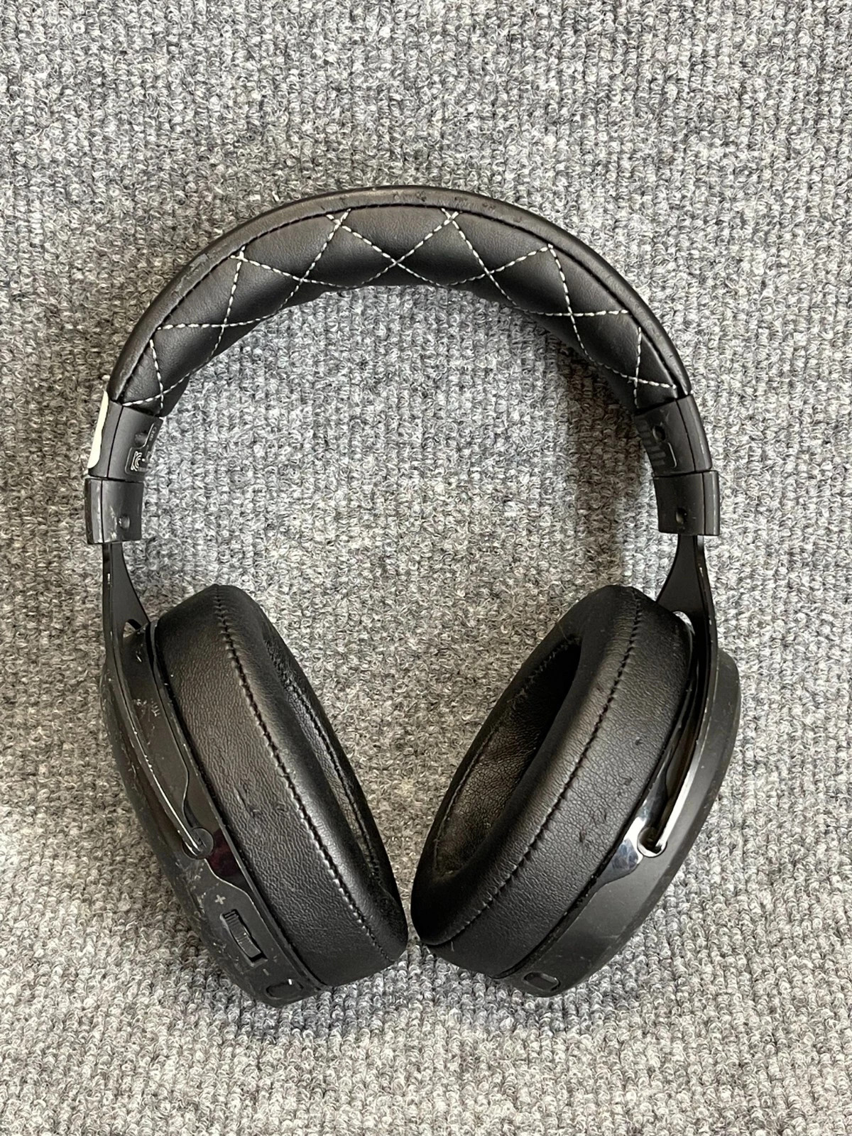 Corsair HS70 Wireless Gaming Headset Over-Ear Headphones Used 5573