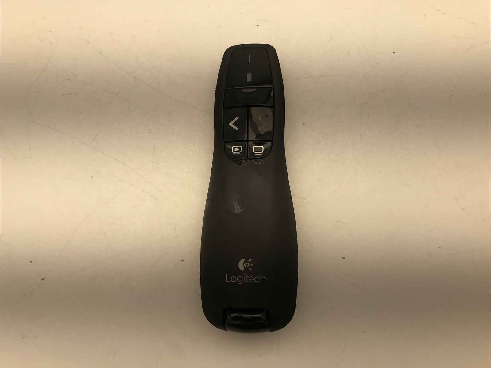 Logitech Presentation Power Point R400 Remote + USB C-U0014 Receiver & case