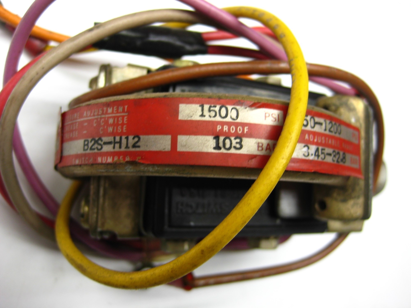 BARKSDALE B2S-H12 PRESSURE SWITCH UNMP