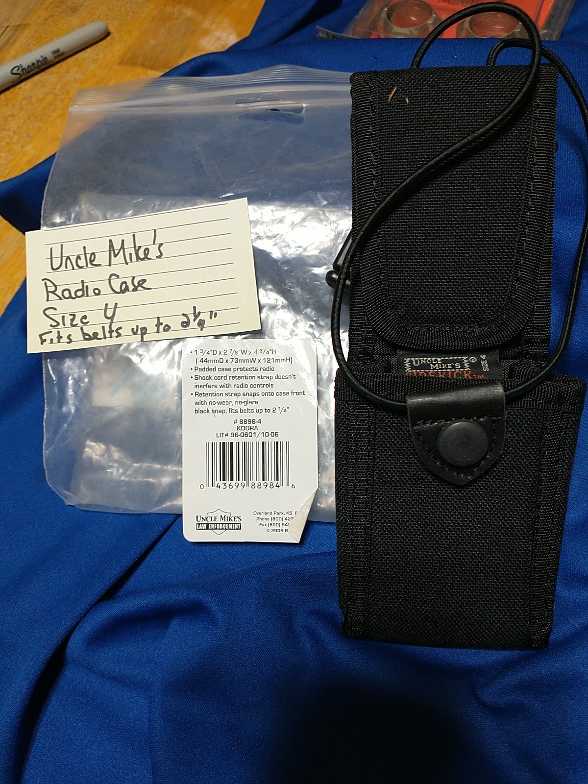 UNCLE MIKE'S PADDED RADIO CASE #8898-4 KODRA SIZE 4 FITS BELTS UP TO 2 1/4"