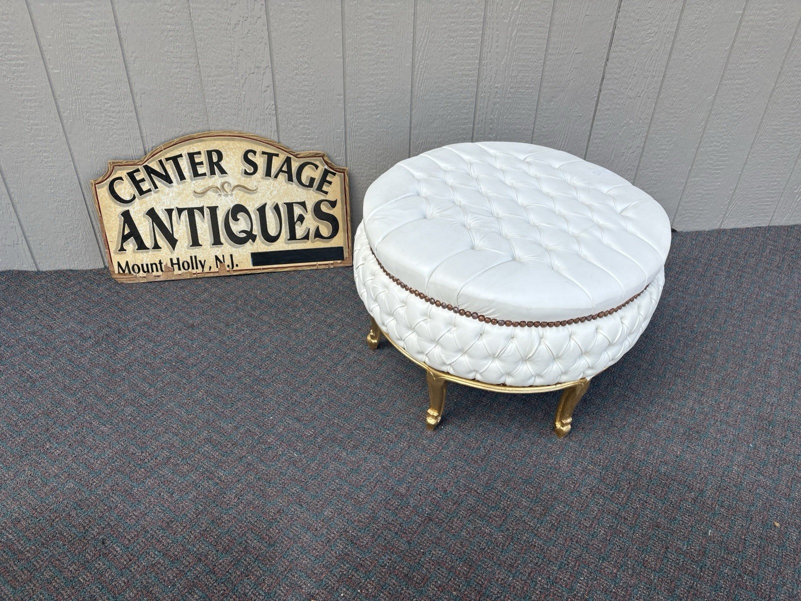 65422  Round Decorator Tufted Ottoman with Gold Legs