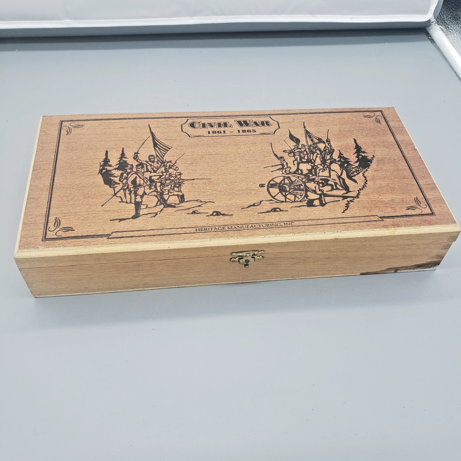 Rare Heritage Arms Wood Presentation For Civil War Edition Revolver  Box Only