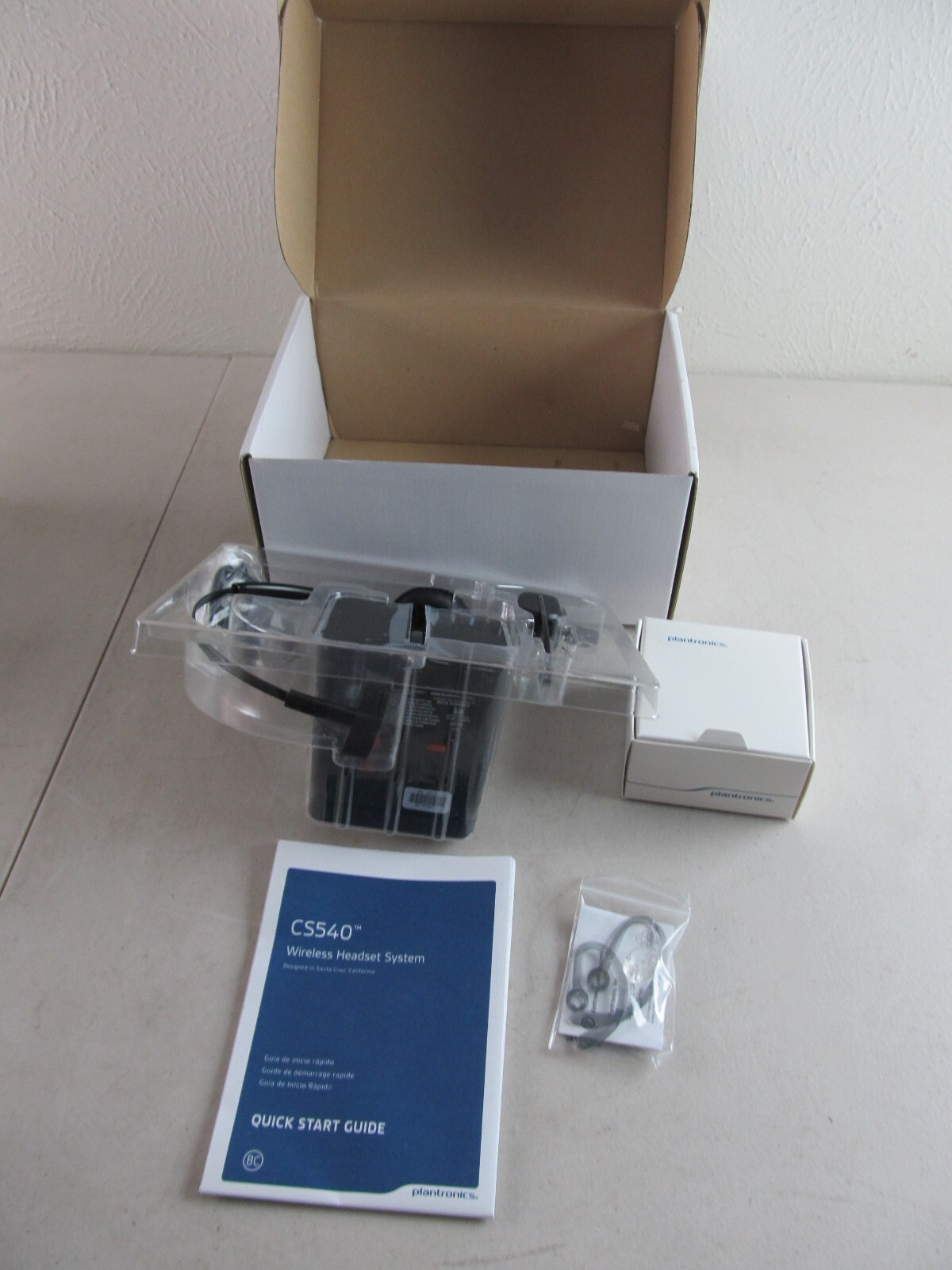 Plantronics CS540 Wireless Headset Convertible DECT New