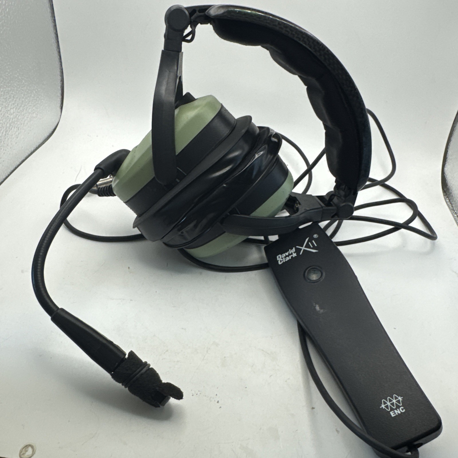 DAVID CLARK X11 HEADSET PILOT NOISE CANCELING AIRPLANE AVIATION HEADPHONES Case