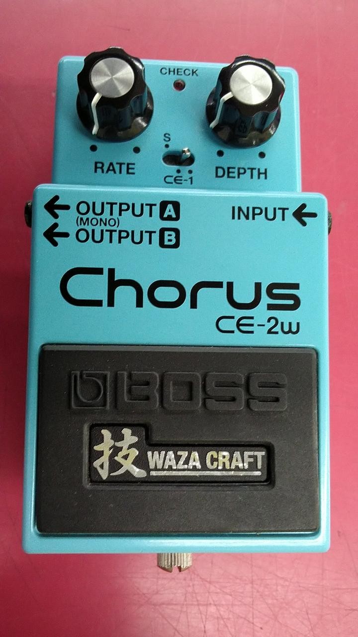 BOSS CE-2W Chorus Guitar Effects Pedal Body Only From Japan