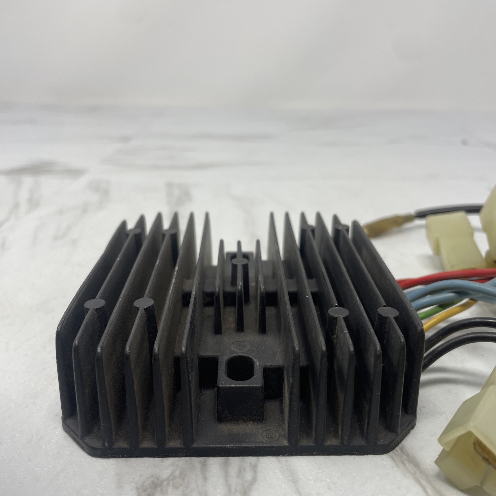 John Deere Regulator (AM877958)