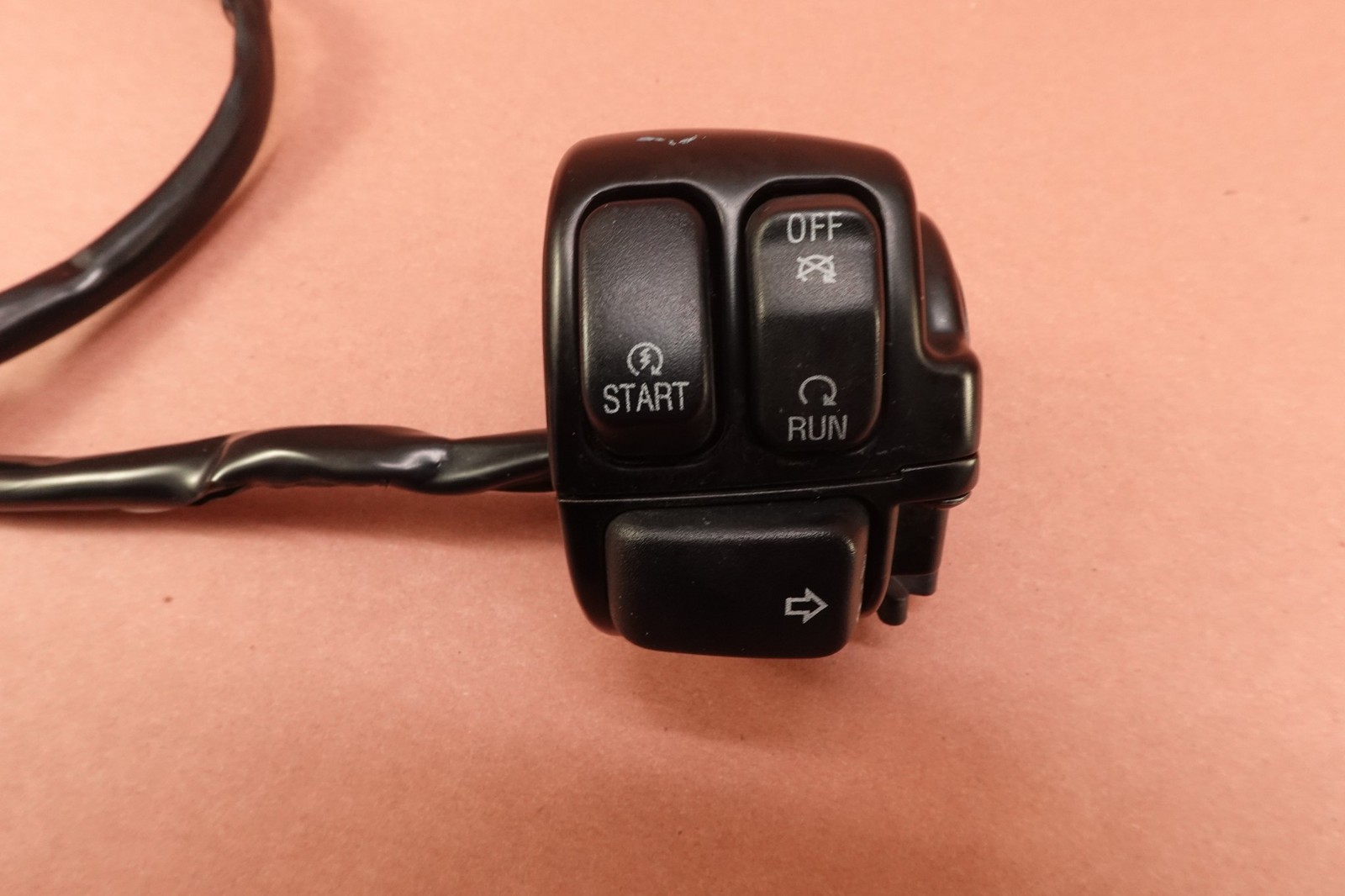 2000-2006 Harley Davidson FLHT Electra Glide RIGHT SWITCH START STOP