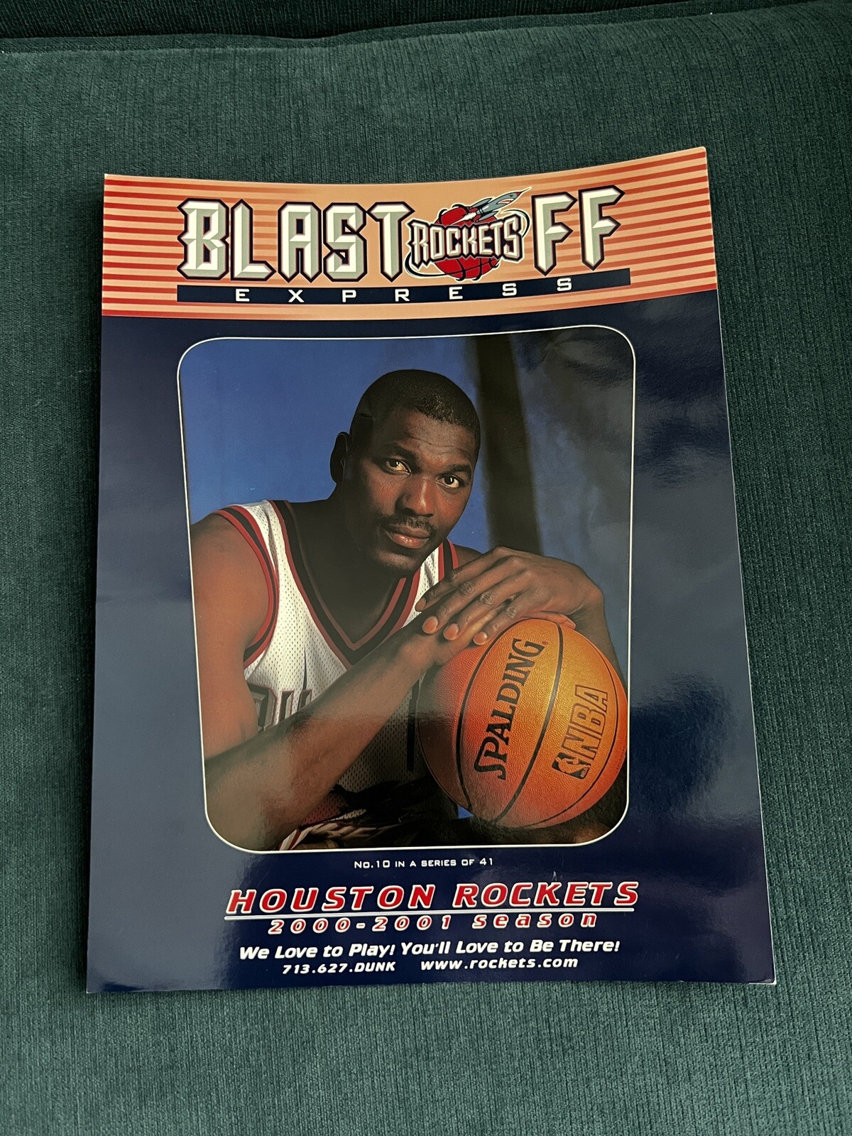HAKEEM OLAJUWON Hoston Rockets December 2000 Blastoff Game Program vs Mavericks