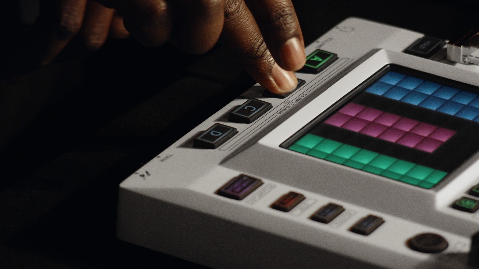 KORG KAOSS PAD V Multi FX Sampler Vocal Guitar USB Interface