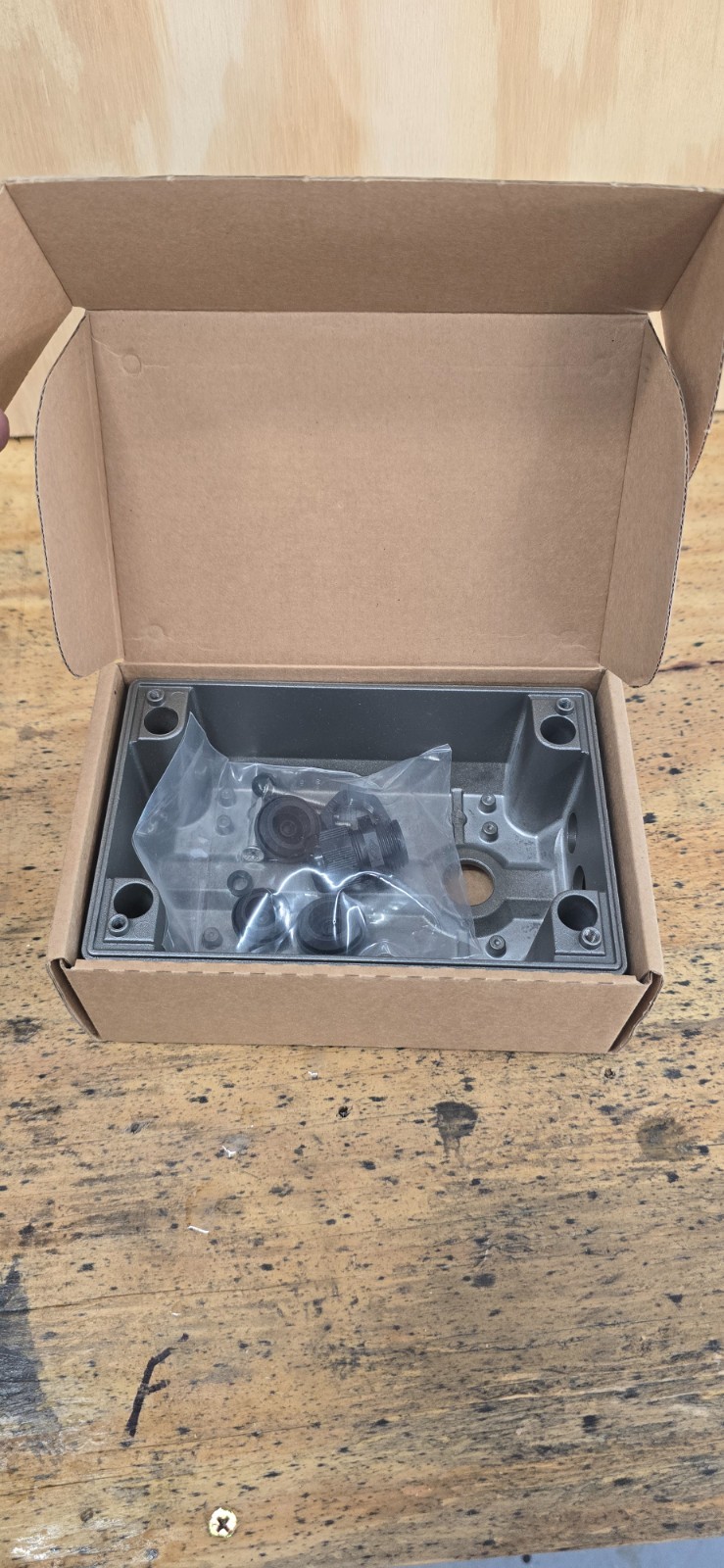 Vingtor Stentofon, turbine compact on-wall backbox