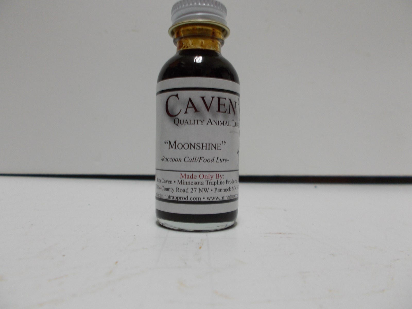 Cavens Moonshine Raccoon Lure 1 oz (Raccoon Call Lure Trapping Supplies)