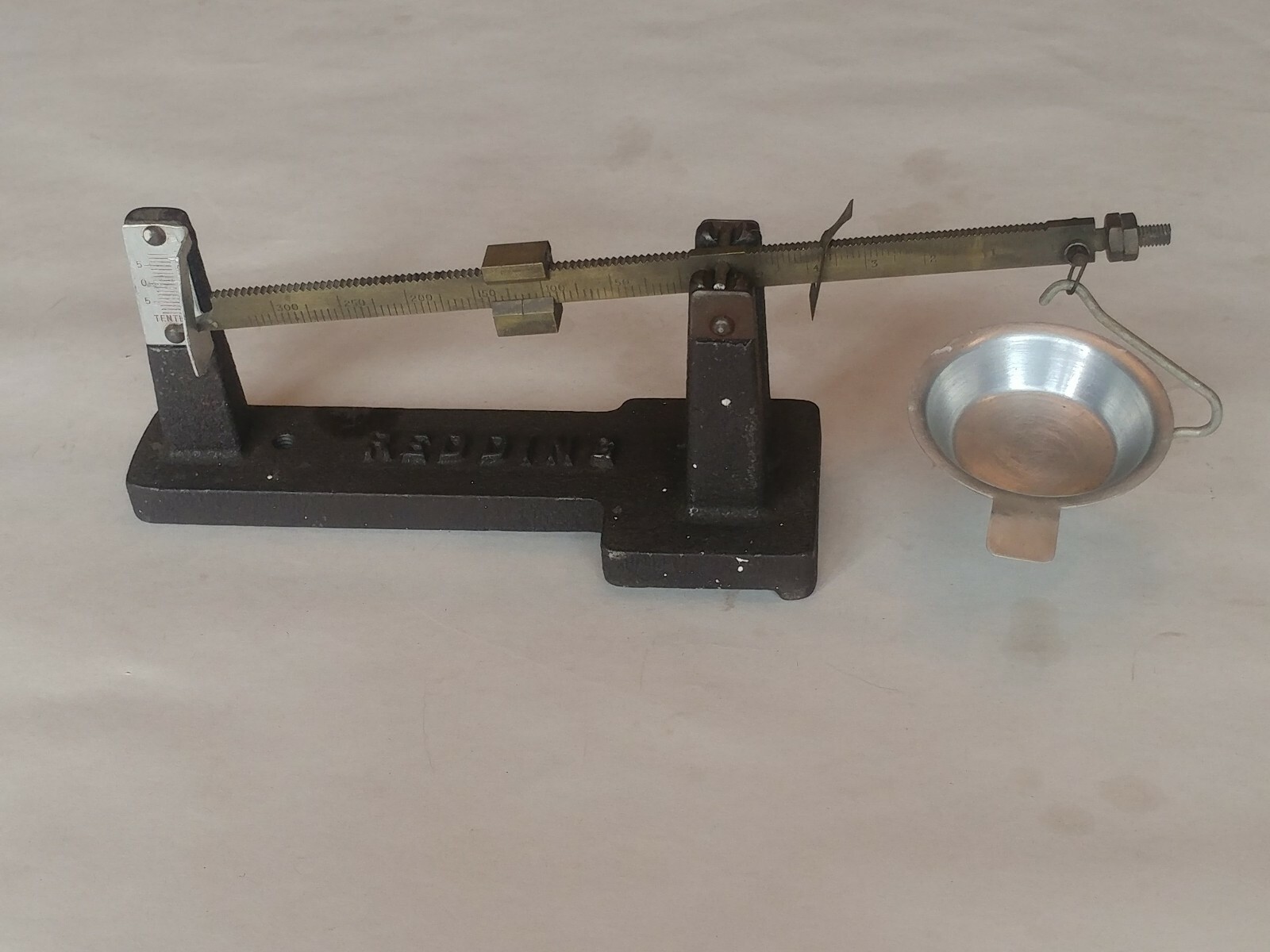 Redding Powder Scale reloading tool