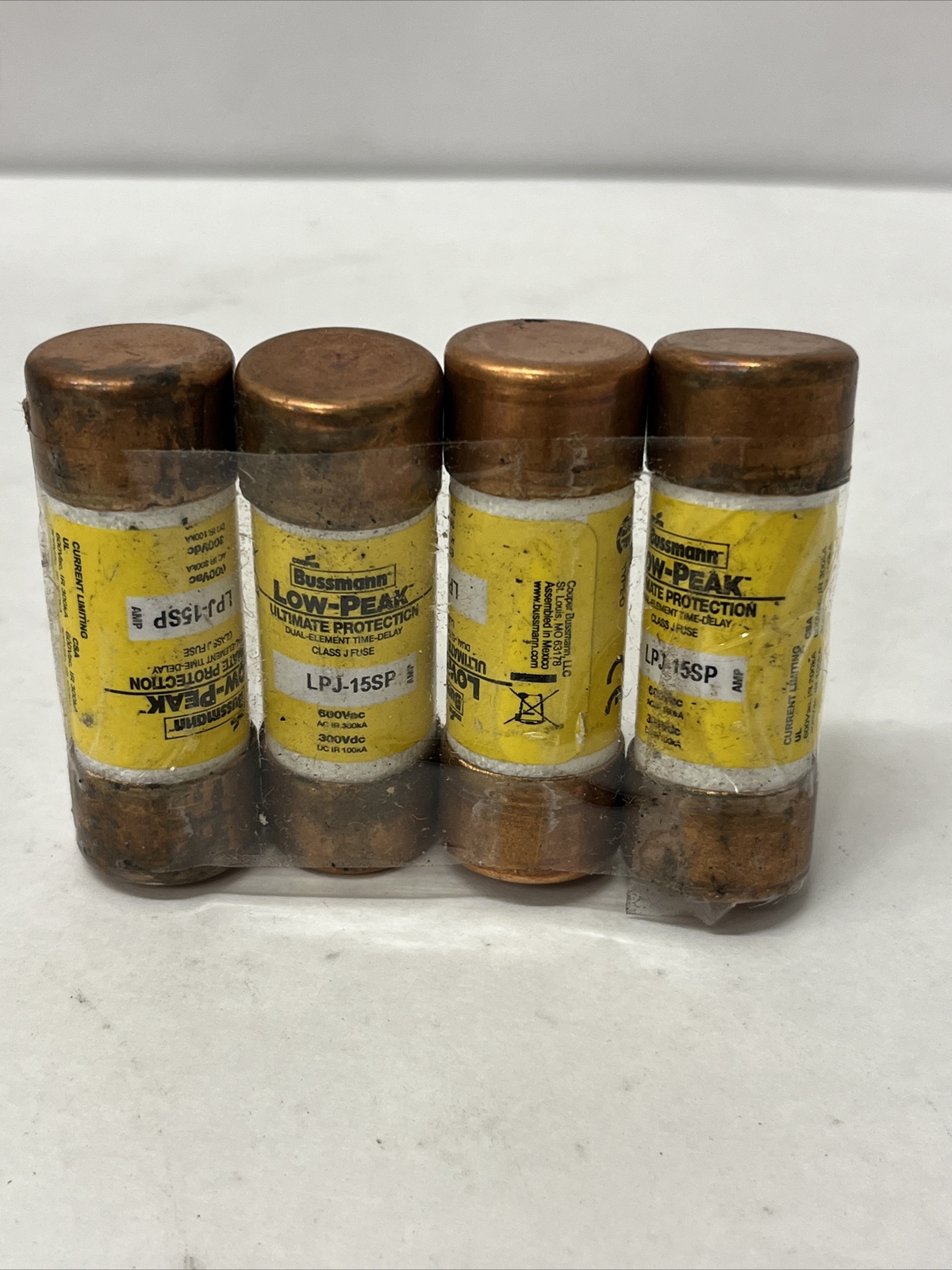 BUSSMAN LPJ-15SP, 15A, 600V, CLASS J TIME DELAY FUSES, G0181 Qty 4
