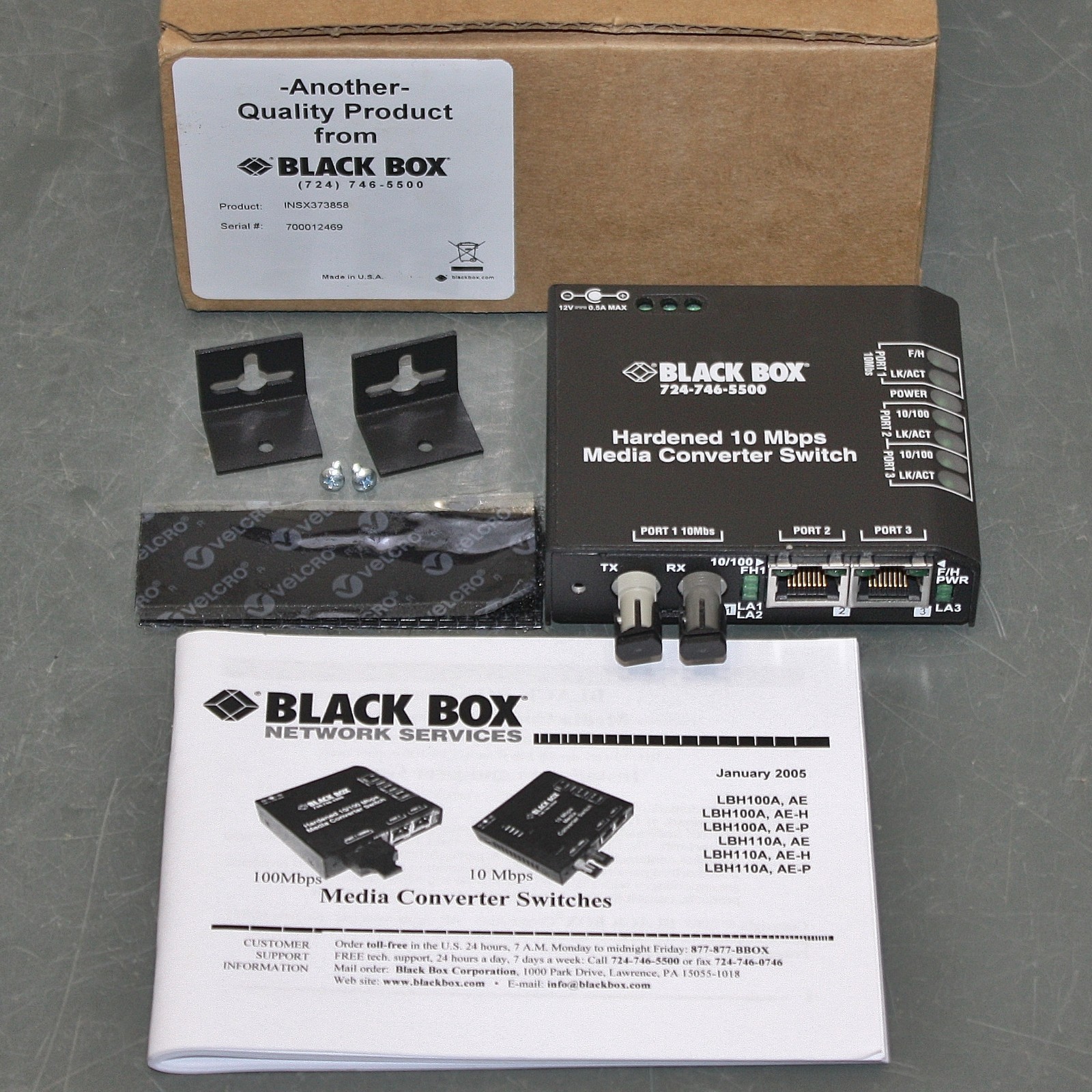 Black Box Media Converter Switch INSX373858, 10 Mbps, Hardened LBH110 Series