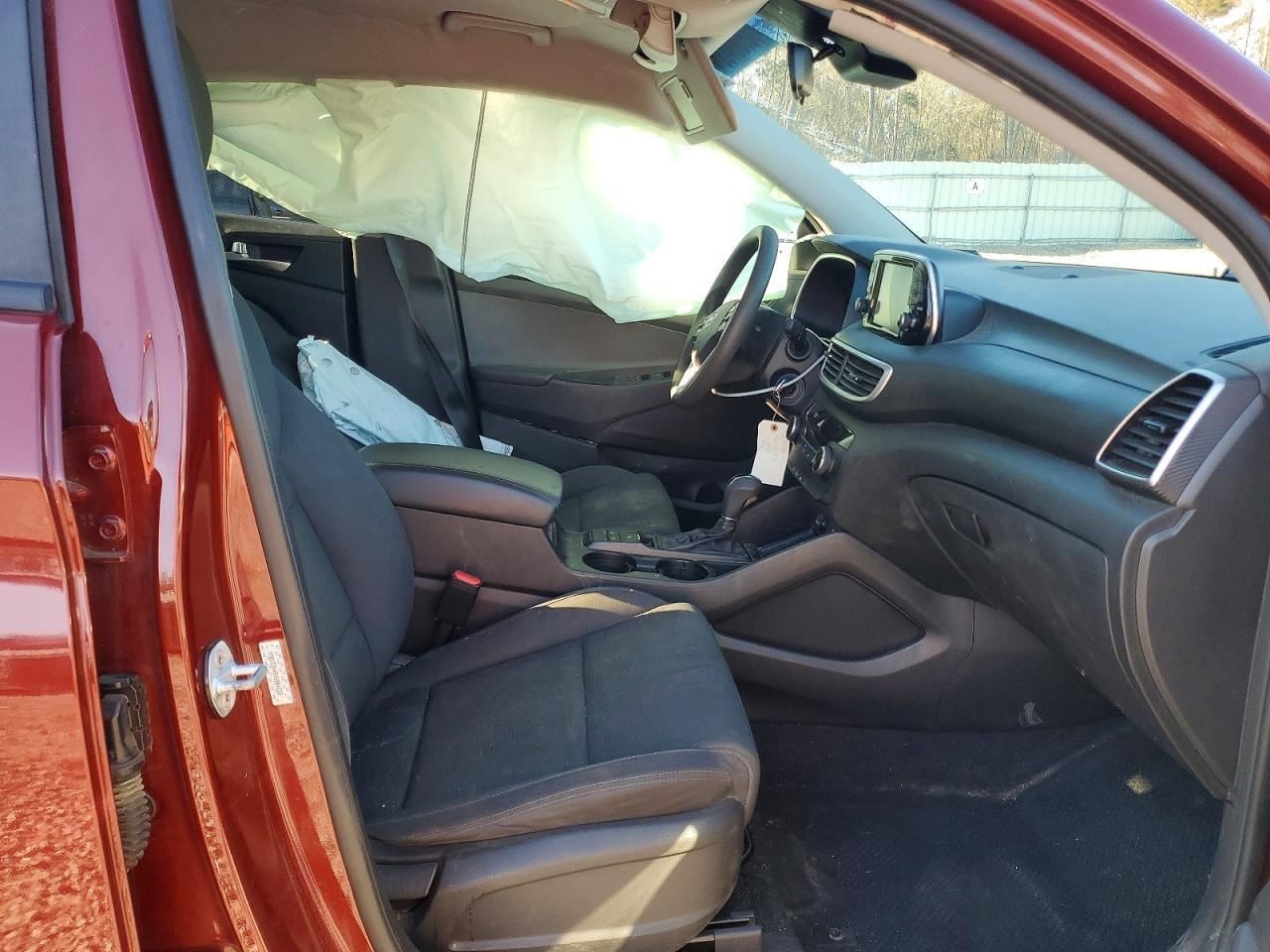 TUCSON 2019 Glove Box 4987653