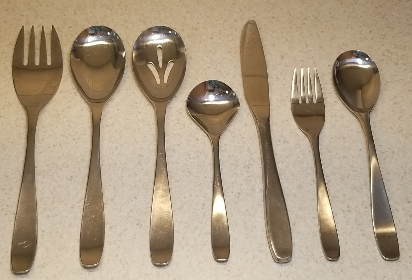 INTERNATIONAL STAINLESS FLATWARE JAPAN SOPHISTICATE 7 PC MISCELLANEOUS BATCH