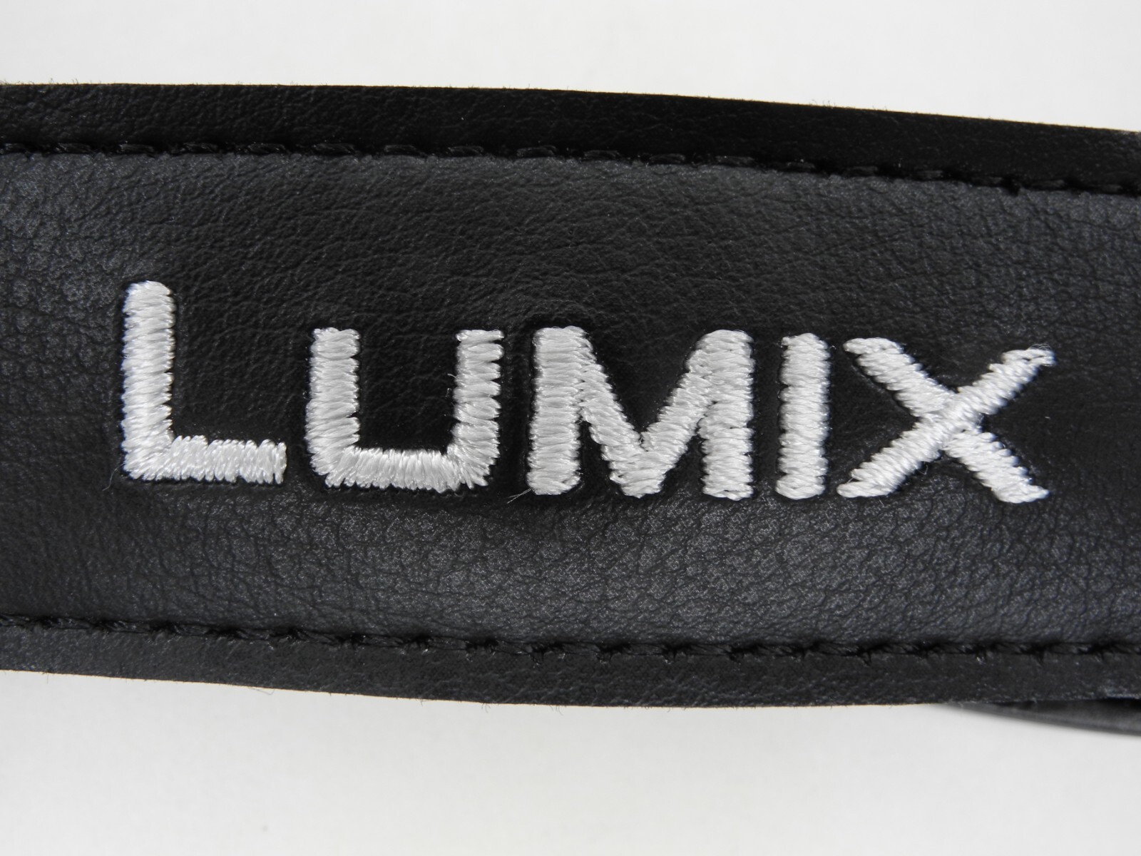NEW Panasonic Lumix Black / White 1" Camera Neck Strap