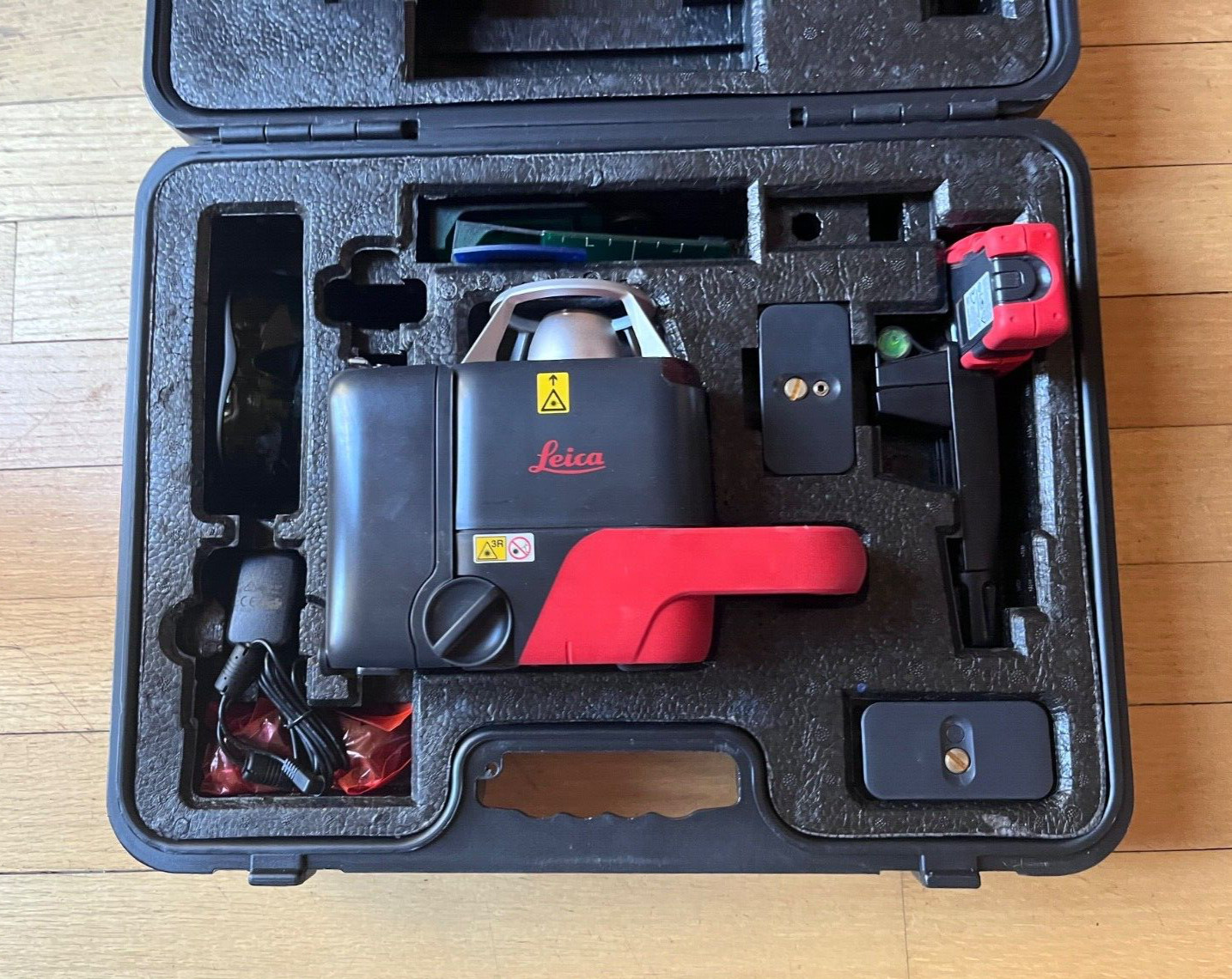 NOS NEW Leica 784099 Roteo 35G  Rotary Green Beam Laser Level w/ RRC350G + Accs
