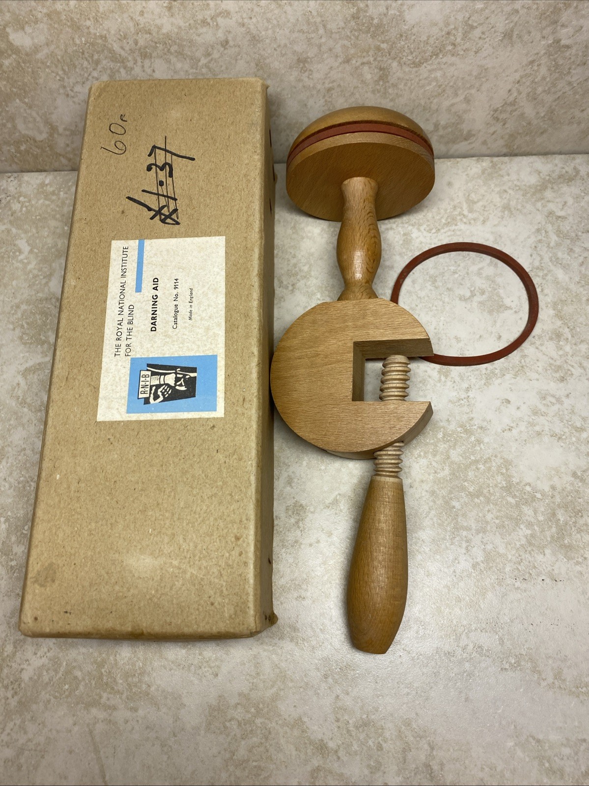 “RARE” The Royal National Institute For The Blind Darning Aid