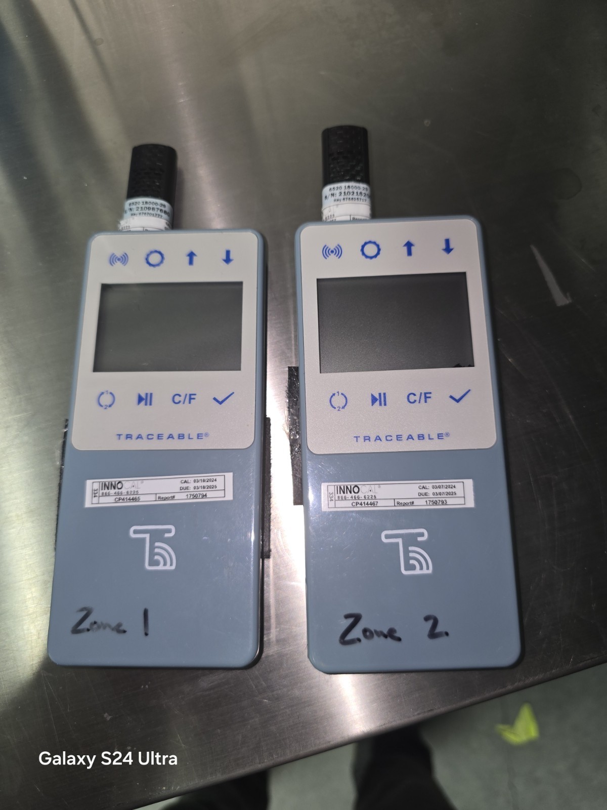 Traceable 4225 Digital Thermometer Monitor with Display, Set of 2