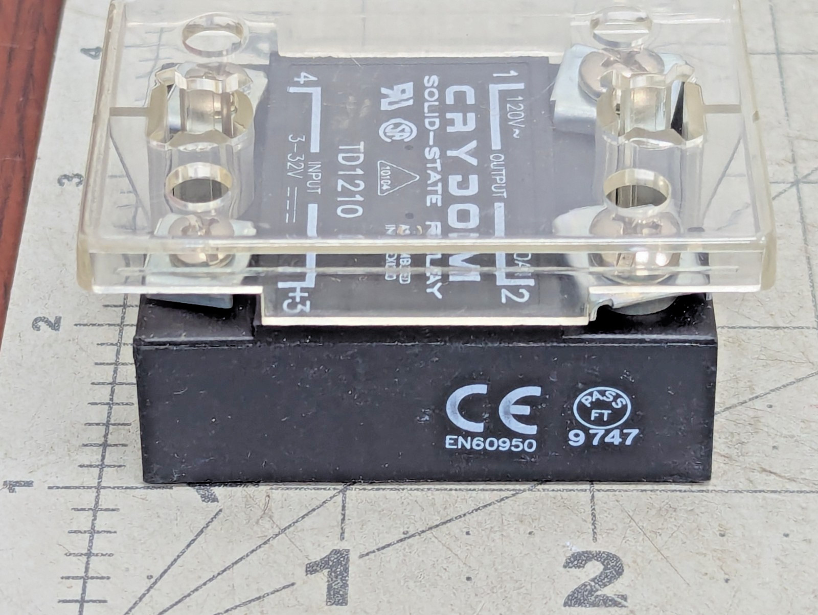 Crydom TD1210 Solid State Relay Input 3~ 32Vdc Output 120Vac 10A Working Pull [Z